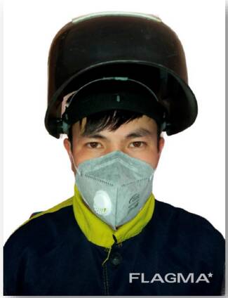 Фильтрующая полумаска со слоем активированного угля N95 PRO