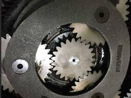 Редуктор хода для HITACHI 350 Б/У